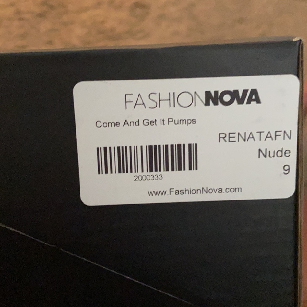Fashion nova nude heels, Size 9 new in box - Picture 3 of 6